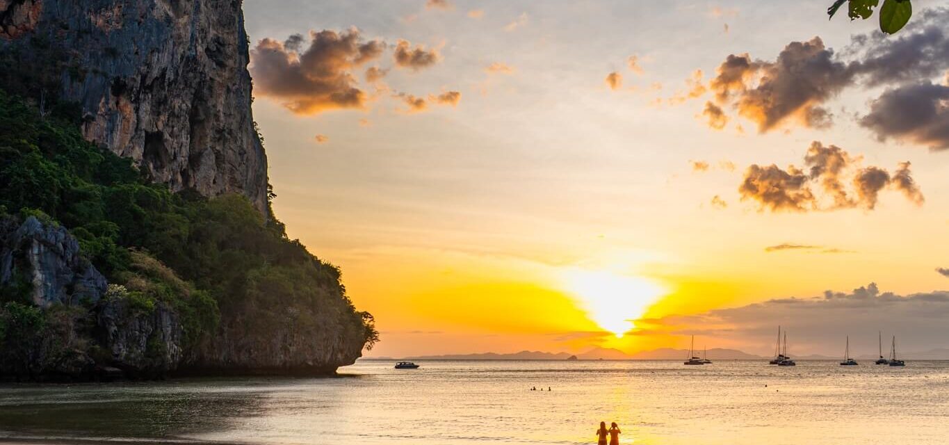Phi Phi Island Travel Guide